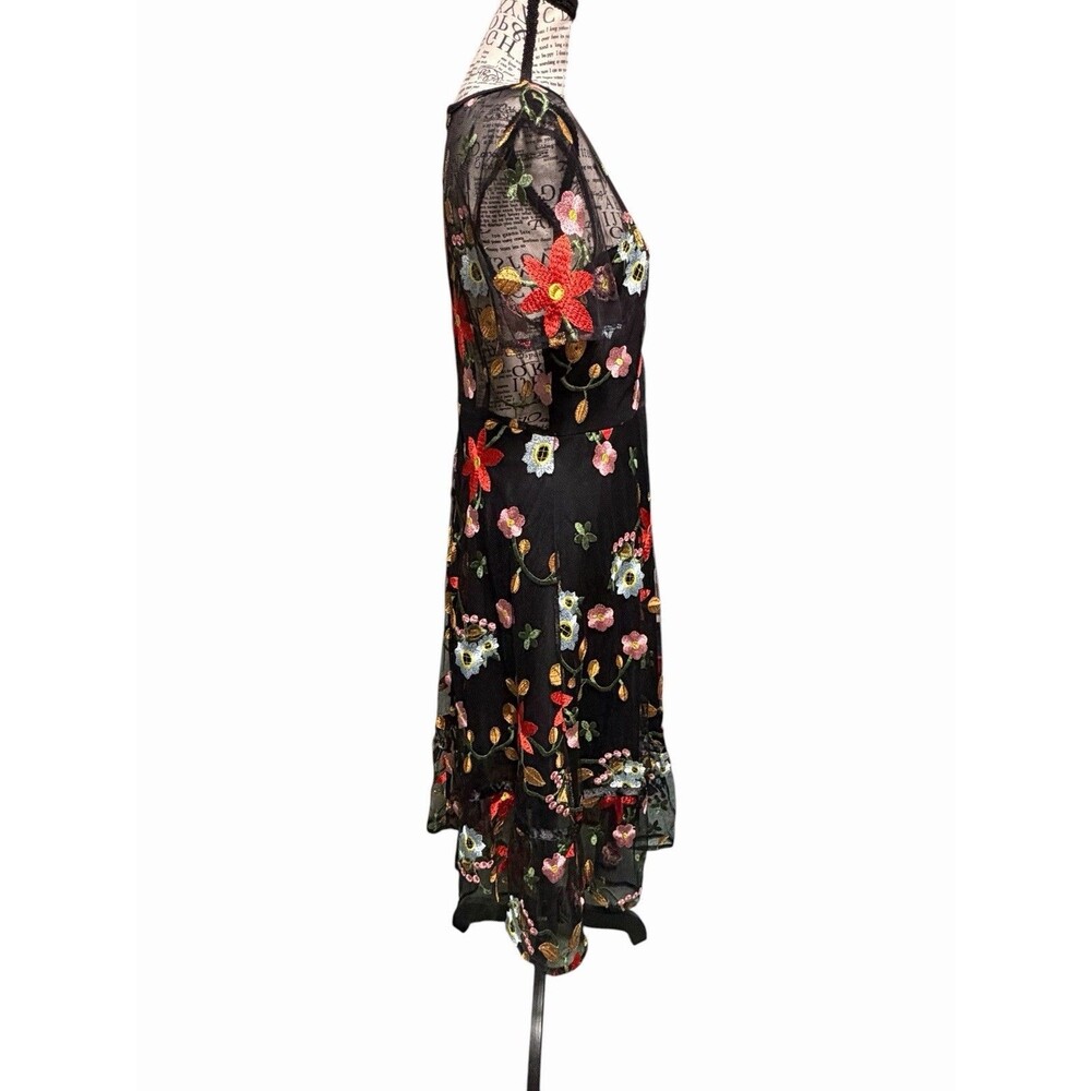 Unbranded Women’s Dress Sheer Overlay Embroidered Floral Dress Size Large Gothic - Picture 3 of 8